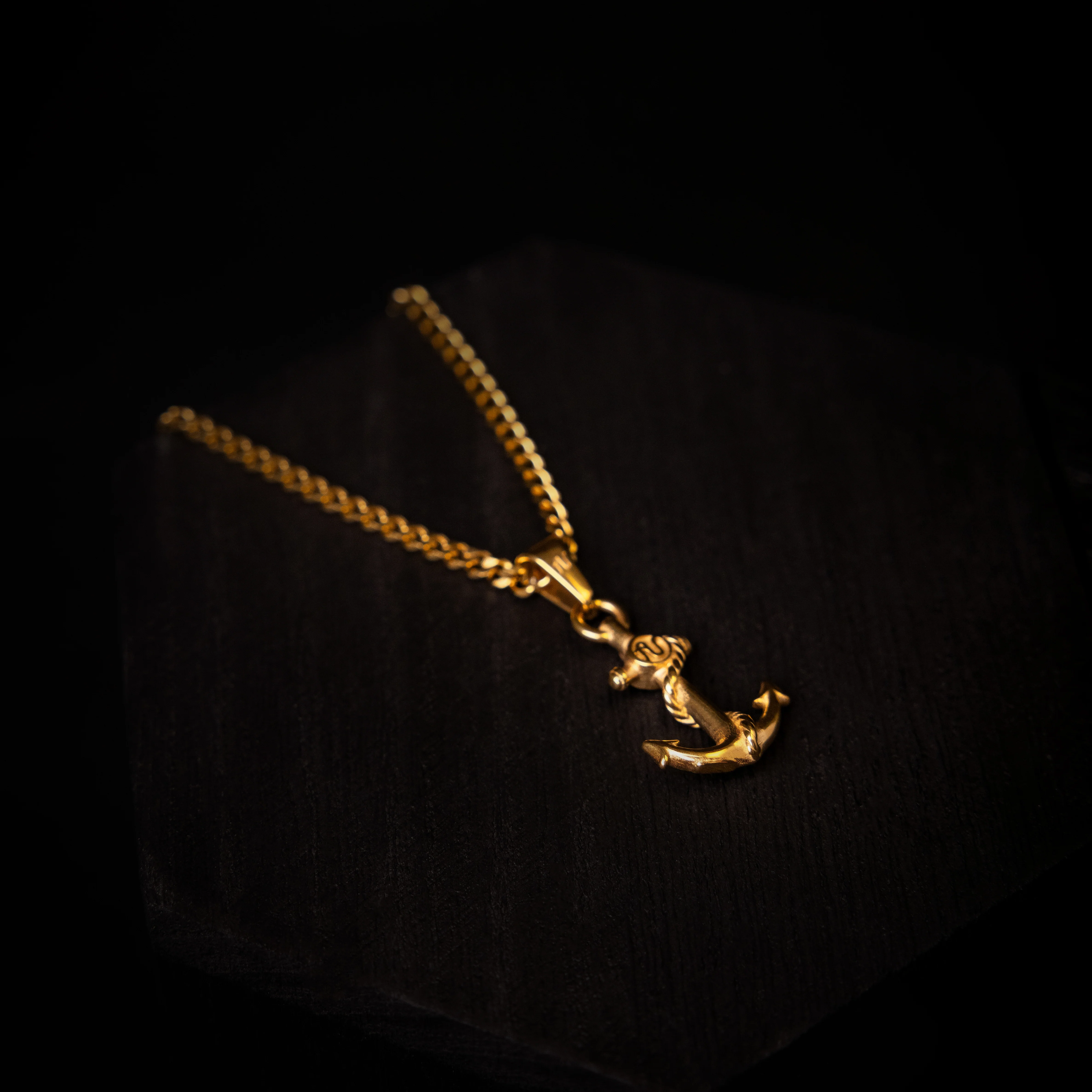 Anchor Necklace - Gold - Image 8