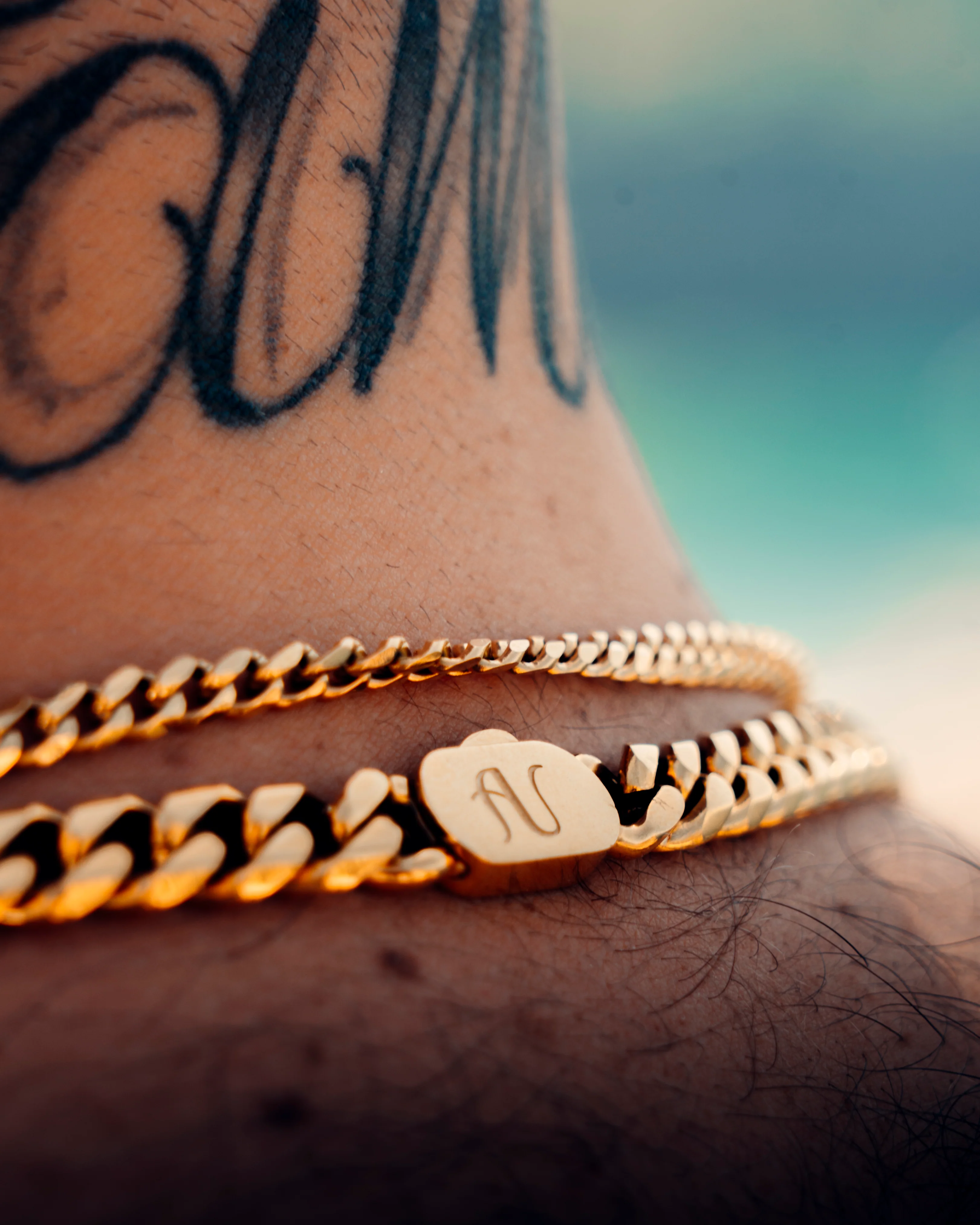 Gold Cuban Link Chain and Bracelet Set - 8 mm - Image 3