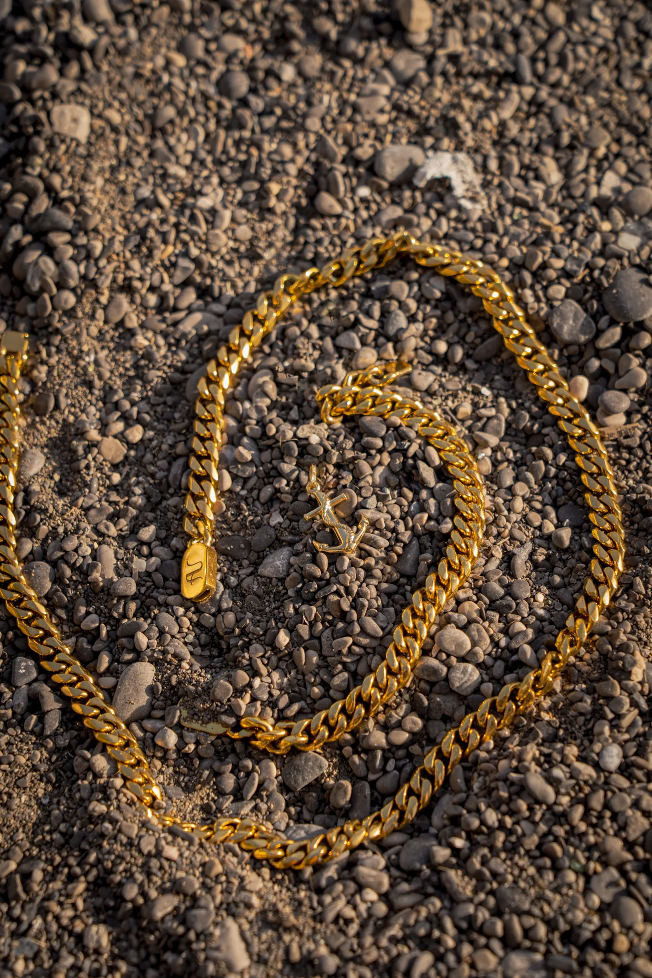 Gold Cuban Link Chain and Bracelet Set - 8 mm - Image 4