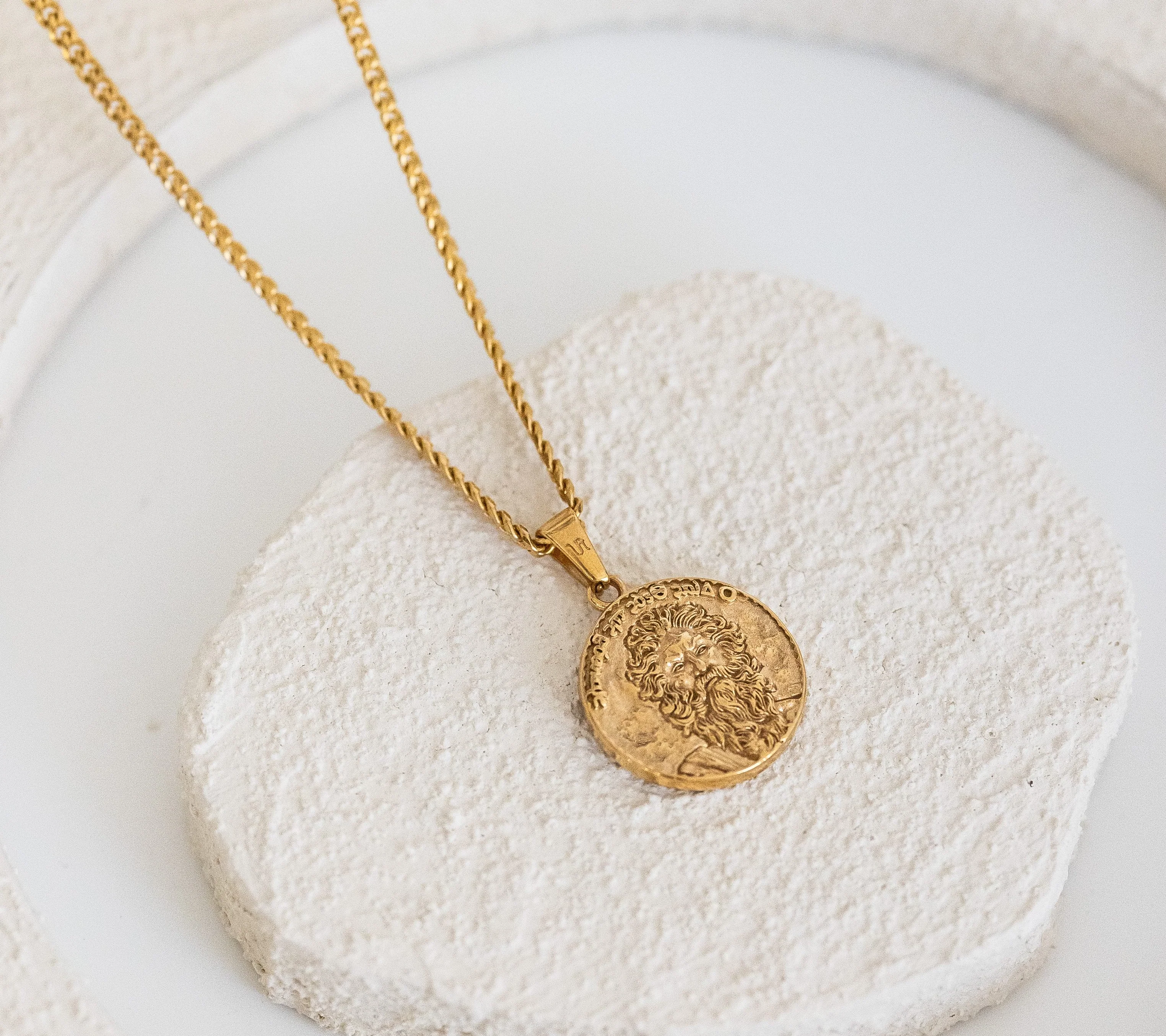 Zeus Necklace - Gold - Image 10